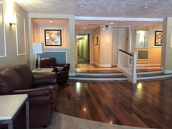 3rd image of 50 Green St APT 211
