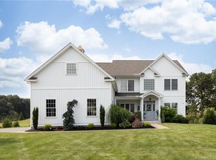 261 N Ridge Ct, Southington, CT 06489