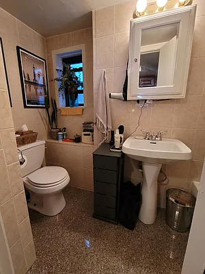 Rented by Triplemint | media 36