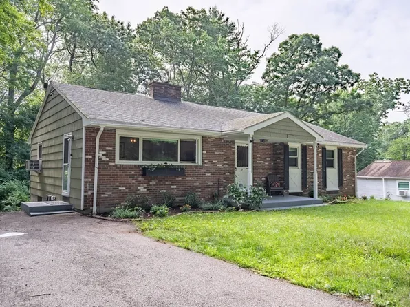 70 Osgood Rd, Charlton, MA 01507