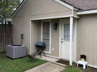 11070 Red Oak Dr, Baton Rouge, LA 70815