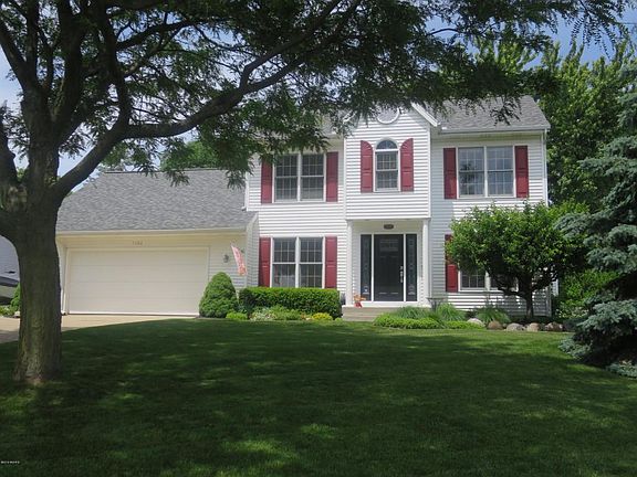 3rd image of 1103 Windsong Ct SE