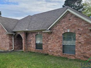 2503 W Gay Ave, Gladewater, TX 75647
