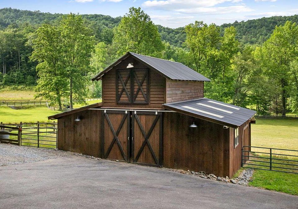 1st image of 225 Cohutta Ranch Rd #9-11