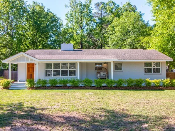 405 Kent Dr, Dothan, AL 36303