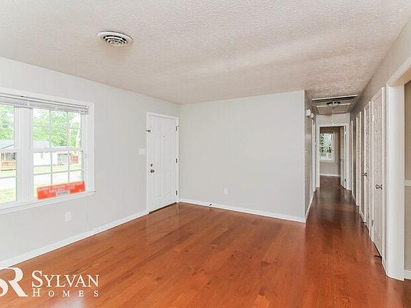 4th image of 4405 Samara Dr