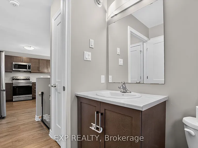 98 Seabert Dr — Photo 8