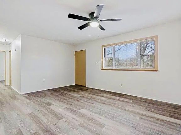5th image of 1416 E Pitman Ave