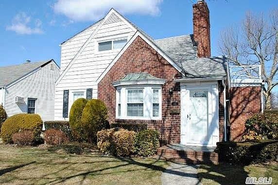 2nd image of 617 Hillside Ave