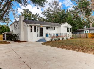 1126 Pleasant Pines St, Mount Pleasant, SC 29464