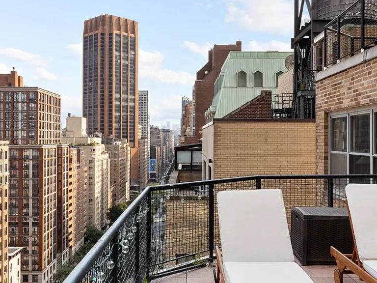 80 Park Ave #19N — Photo 9