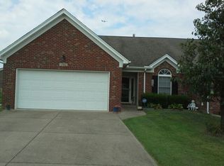 12552 Spring Falls Ct, Louisville, KY 40229