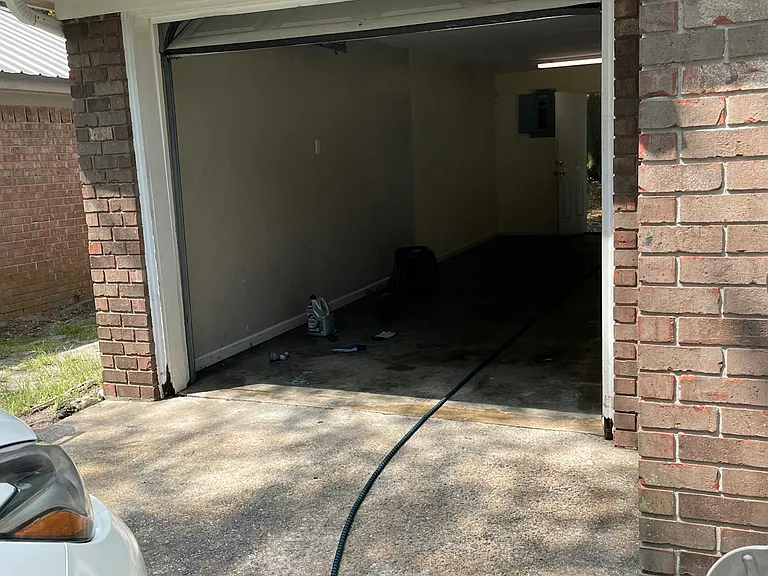 6910 Damascus Rd — Photo 17