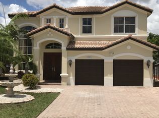 2540 SW 156th Ct, Miami, FL 33185