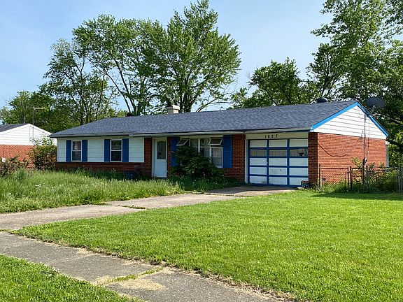 2nd image of 1827 Lotushill Dr