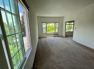 2709 Ivy Dr, Oakland, CA 94606