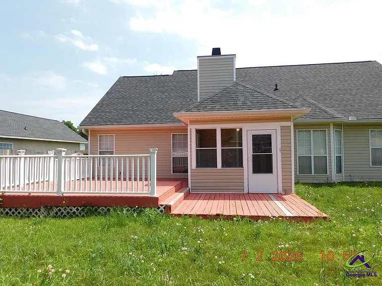 203 Margeson Dr — Photo 14