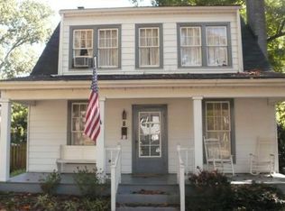 8 Milford Rd, Newport News, VA 23601