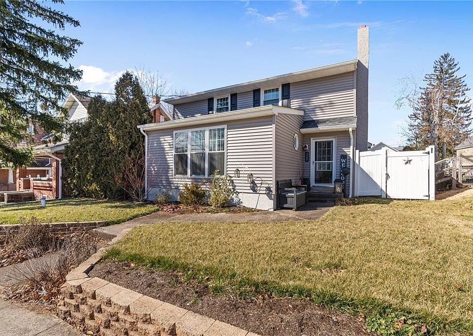 320 N 5th St, Perkasie, PA 18944 Zillow