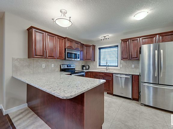 5th image of 10115 113th Ave NW