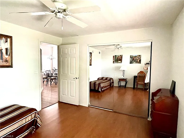 685 Windsor Sq #101 — Photo 27