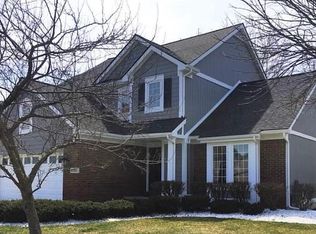 5706 Berwick Ct, Clarkston, MI