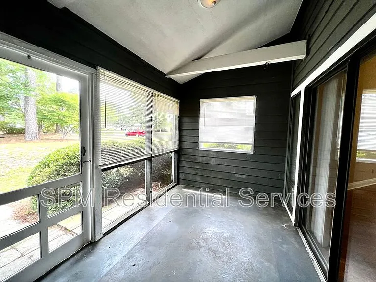 724 Azalea Dr #447 — Photo 14