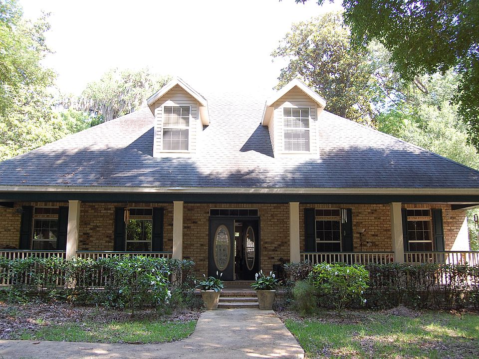 1st image of 12 Audubon Ln