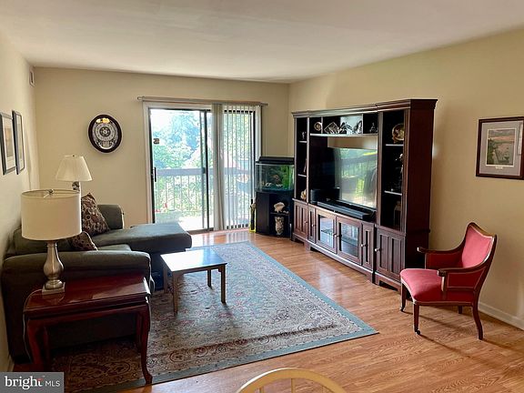 2nd image of 5426-4C5 Valley Green Dr