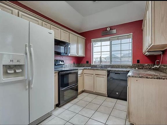 5th image of 501 N Kreymer Ln