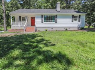 894 Hockett Rd, Manakin Sabot, VA 23103