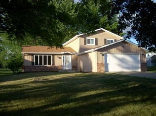577 Linden Dr, Brunswick, OH 44212