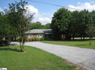 1308 Jonesville Rd, Simpsonville, SC 29681