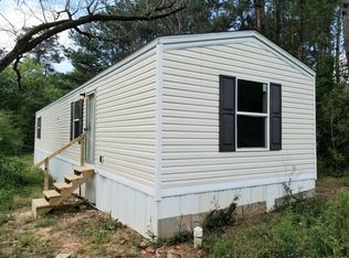9 Lang Cir, Columbia, MS 39429