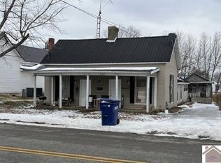 225 E Depot St, Marion, KY 42064