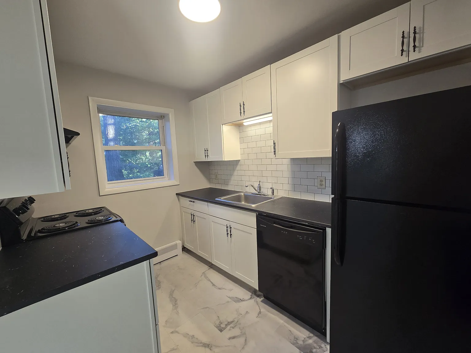 205 Blakely Rd — Photo 1