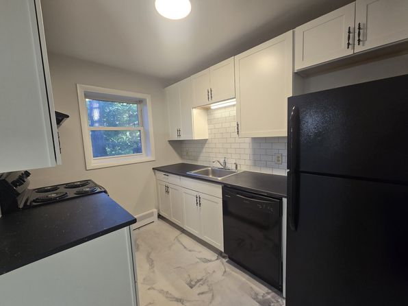 205 Blakely Rd #1