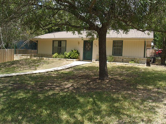 1st image of 616 Tanglewood Ln
