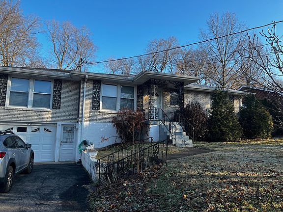 2nd image of 5050 Cherrywood Dr