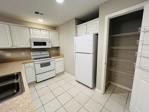 2nd image of 1208 River Oaks Dr Unit 24D