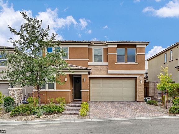3rd image of 945 Glenhaven Pl