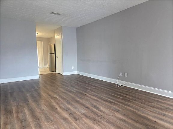 2nd image of 2340 Beaver Ruin Rd APT 25