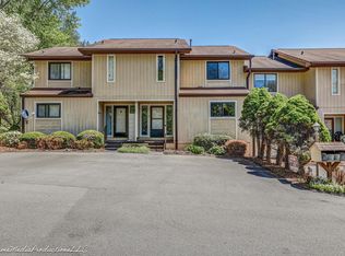 605 Redstone Dr APT 2, Bristol, TN 37620