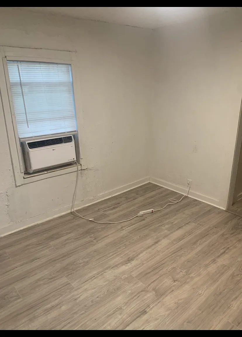 2 bed, $800 — Photo 3