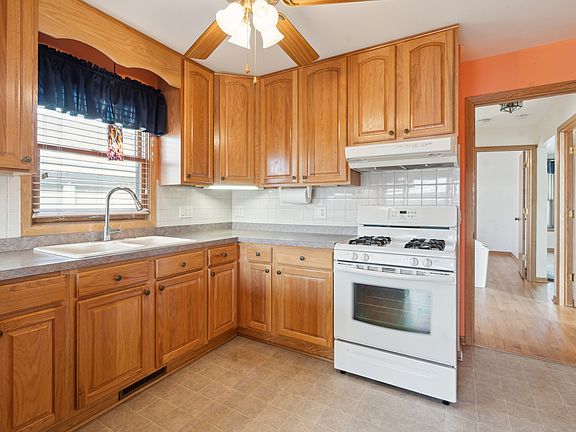 5th image of 4236 N Newland Ave