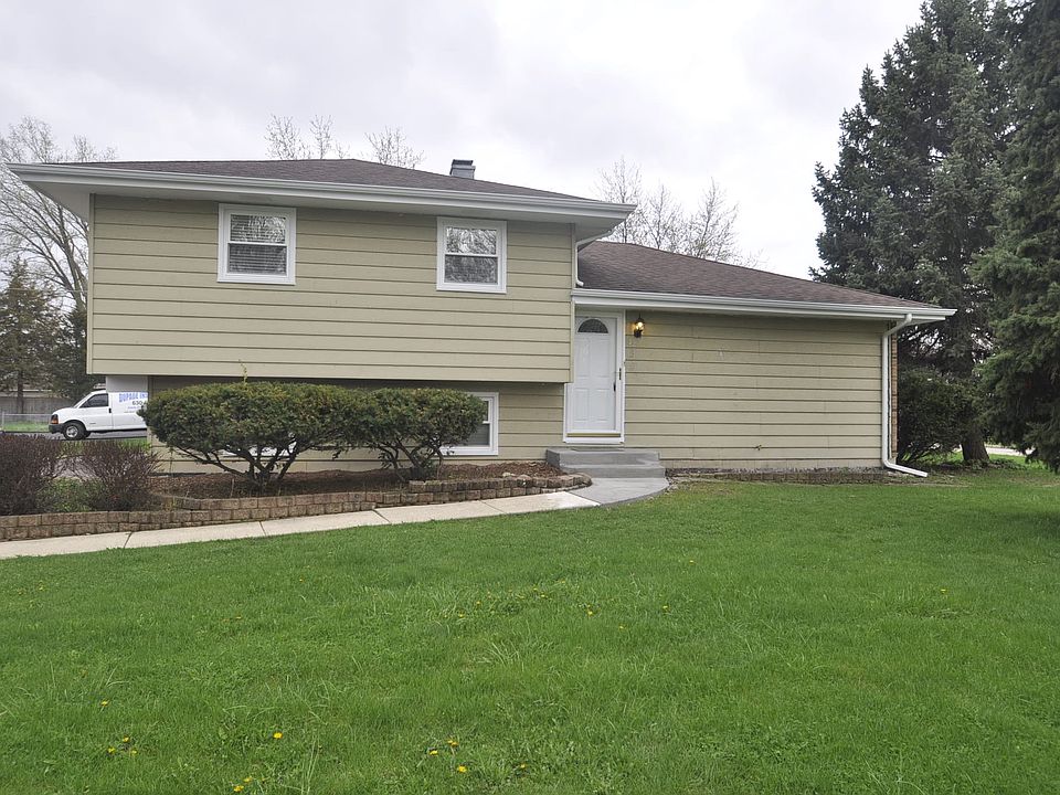1st image of 433 E Greenfield Ave
