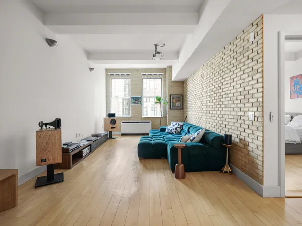 80 Chambers Street image 1 of 10