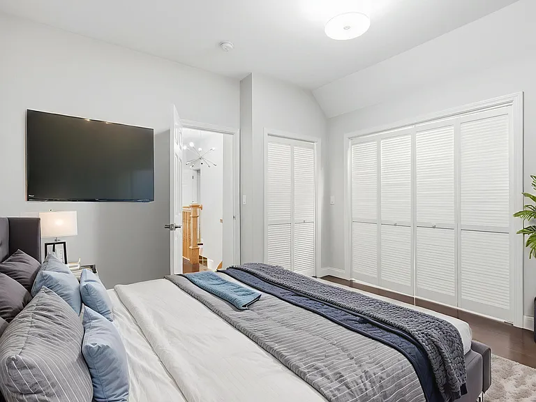 318 Concord Ave #318 — Photo 33