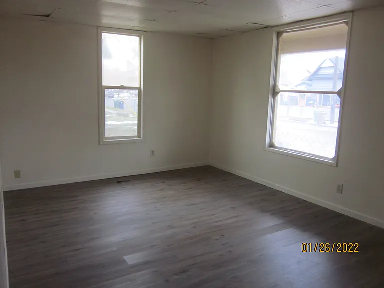 609 N Oak St #A — Photo 5