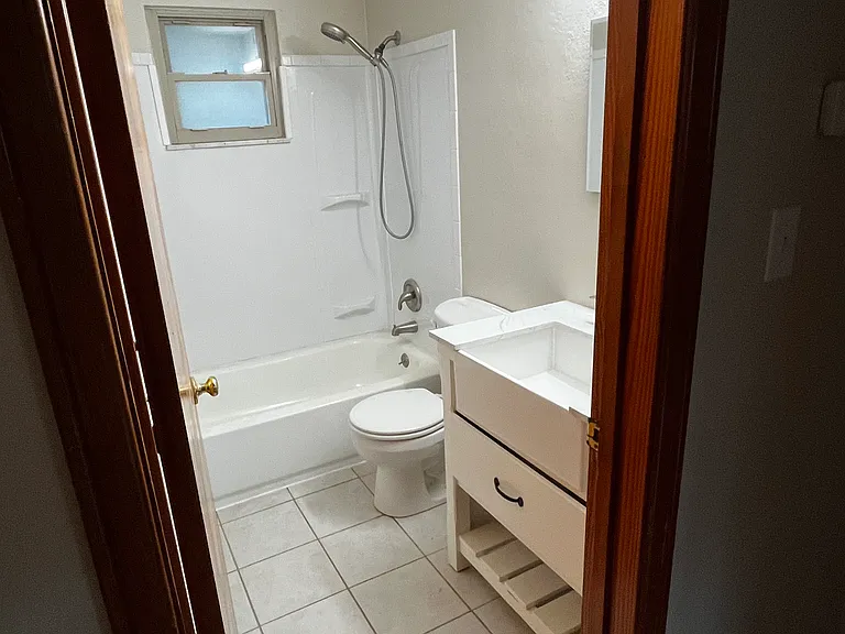 136 Wallace Ave #1 — Photo 8